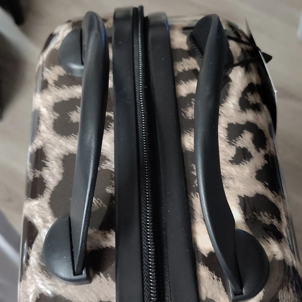 🆕Leopard Print Zippered Cosmetic Train Luggage Case